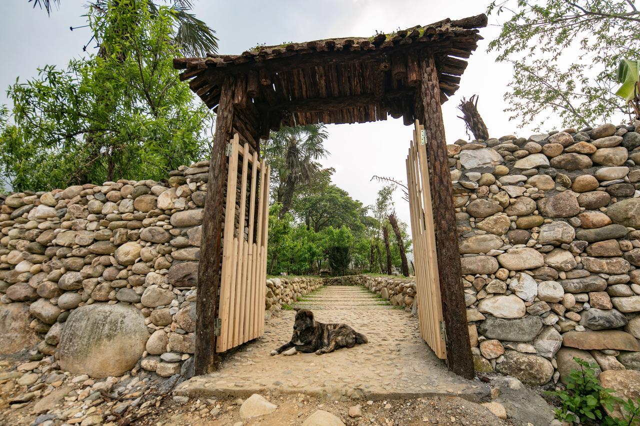 סא פה Tavan Riverside Ecolodge מראה חיצוני תמונה